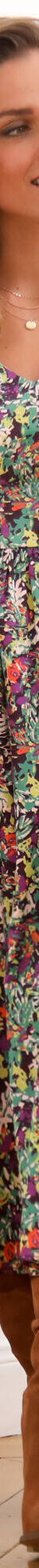 Robe midi imprimée, viscose fluide (vert / violine) Robe midi imprimée, viscose fluide (vert / violine)